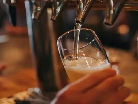 Thói quen tàn phá gan nặng nề trong ngày hè mà nhiều người ‘vô tư’ làm mỗi ngày