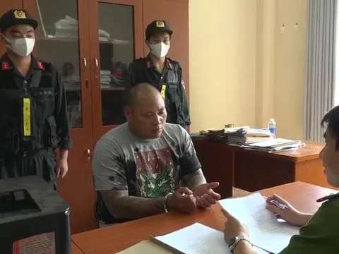 Triệt phá nhóm thu tiền "bảo kê" có liên quan đến đàn em của Năm Cam