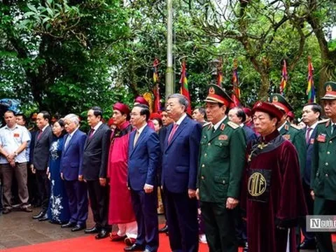 Chủ tịch nước Võ Văn Thưởng dâng hương tưởng nhớ các vua Hùng