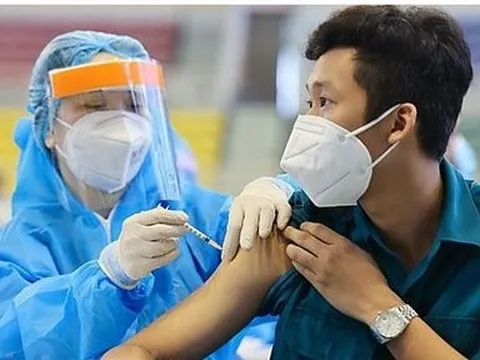 Bộ Y tế điều chỉnh việc tiêm vắc-xin COVID-19