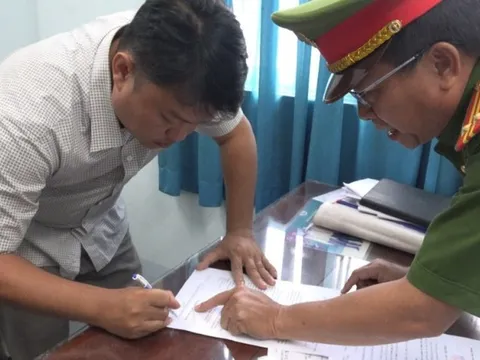 Vĩnh Long: Bắt giám đốc làm giả tài liệu cơ quan tổ chức