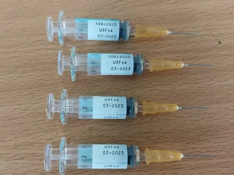 Sau tiêm vắc-xin 6 trong 1 hết hạn, 4 trẻ em ở Thanh Hóa nhập viện