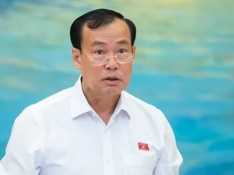 Bổ sung nơi sinh vào hộ chiếu, kéo dài thời hạn visa