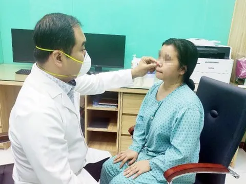 Khó quản bác sĩ “dỏm” trên mạng