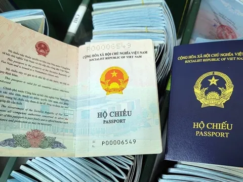 Làm hộ chiếu trực tuyến và nhận qua bưu điện: Nhanh, tiện, bảo mật