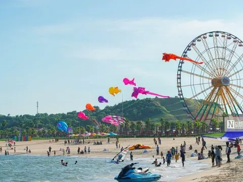 Xem xét mở rộng diện áp dụng miễn thị thực đơn phương