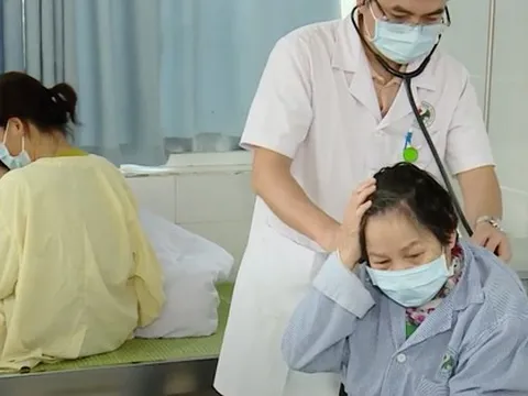 Dịch COVID-19 hôm nay: Ca nhiễm và bệnh nhân nặng tăng