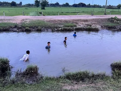 Bình Thuận: 4 nữ sinh ở xã Hàm Phú bị đuối nước thương tâm khi tắm kênh