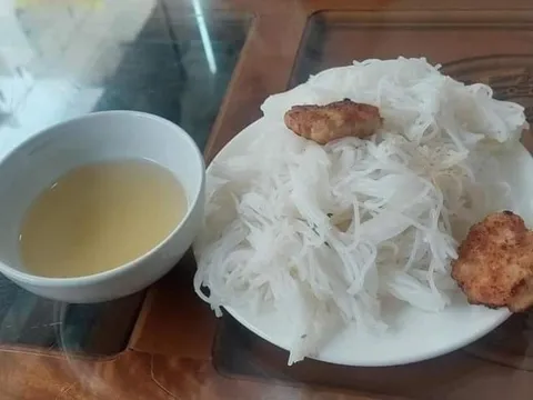 Vụ suất bún 35 nghìn chỉ 2 miếng chả: Cơ quan chức năng vào cuộc, chủ nhà hàng lên tiếng