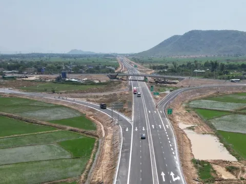 Sửa đổi, bổ sung quy định về quản lý, khai thác và bảo trì công trình đường cao tốc