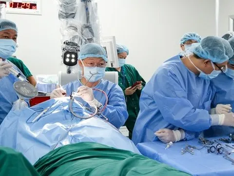 Phẫu thuật thành công cho cô gái có khối u não ở vị trí 'hiểm hóc'