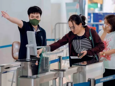 Từ hôm nay (1/6), cho phép làm thủ tục hàng không bằng tài khoản định danh