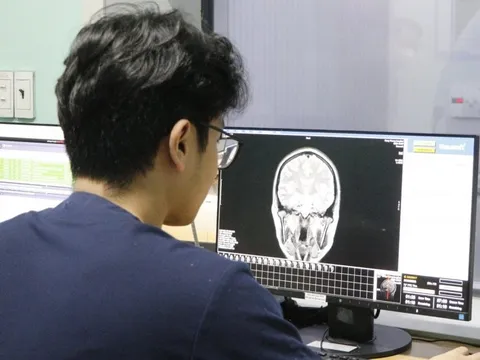 Người đàn ông 32 tuổi bị đột quỵ vì nắng nóng