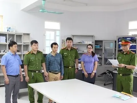 Bắt tạm giam Phó giám đốc trung tâm thuộc Đại học Tây Bắc