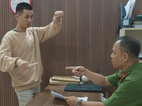 Mâu thuẫn trong quán karaoke, người đàn ông bị đâm trọng thương