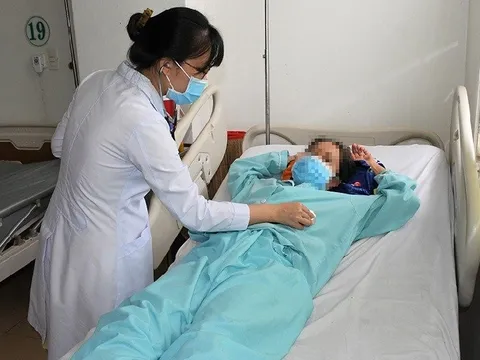 Cảnh báo nguy cơ ngộ độc do ăn nấm lạ, khiến nhiều người nhập viện