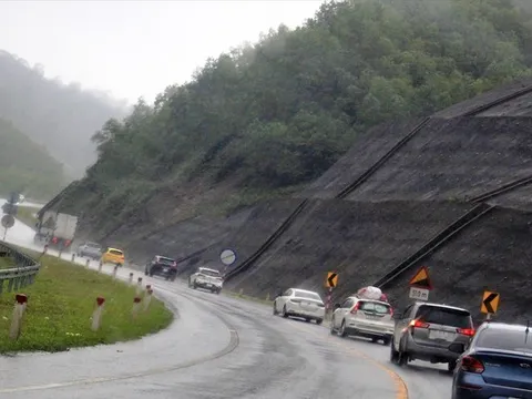 Nghiên cứu, xử lý thông tin “Dân sợ lưu thông ở cao tốc La Sơn - Túy Loan”
