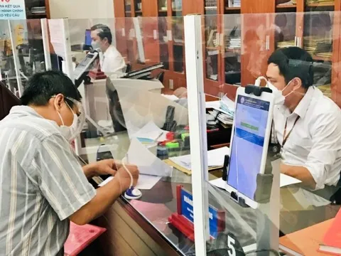 Sau 5 năm, cơ quan nhà nước ở Tp.HCM vẫn chưa tuyển được sinh viên xuất sắc