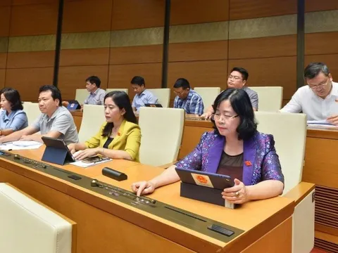 Quốc hội quyết định không lấy phiếu tín nhiệm cán bộ cấp xã