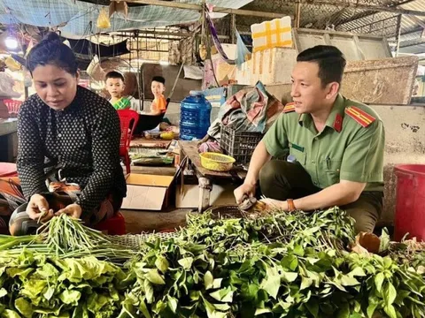 Kiên Giang: Đoàn Thanh Niên Công An tỉnh 'vượt nắng, thắng mưa’ phủ xanh định danh điện tử trên toàn tỉnh