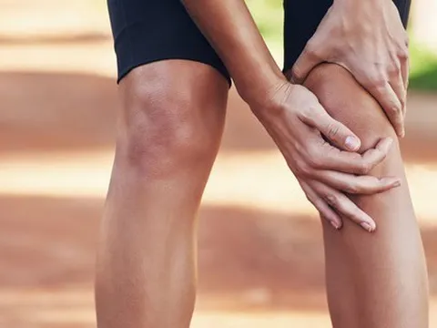 5 thói quen khi tập thể dục có thể phá hủy đôi chân trước tuổi 40