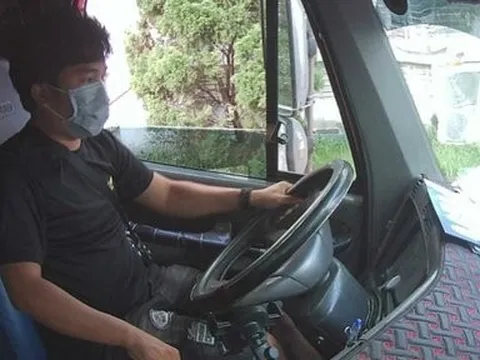 Tp.HCM: Truy tìm tài xế trộm hơn 2.000 đôi giày trị giá tiền tỷ