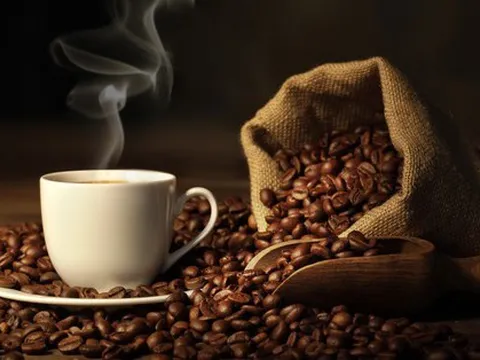 Gặp 3 vấn đề này, uống nhiều cà phê sẽ có hại