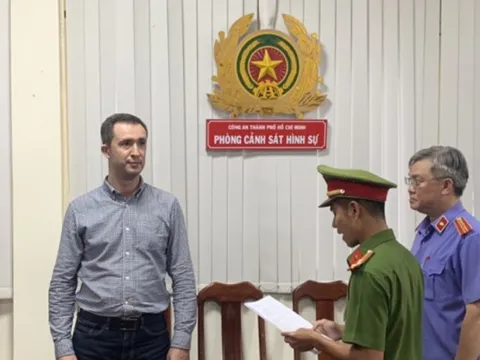 Bắt ông trùm ngoại quốc điều hành 6 công ty cho vay nặng lãi