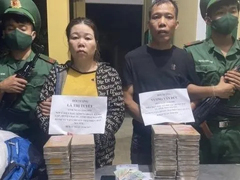 Kon Tum: Bắt quả tang 2 đối tượng vận chuyển ma tuý