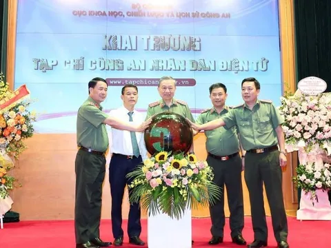 Khoa học công nghệ đóng góp quan trọng vào sự phát triển của CAND