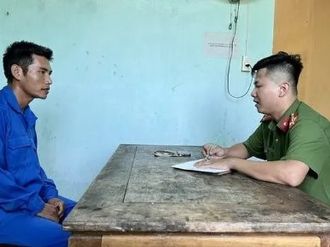 Bắt đối tượng xô người phụ nữ xuống hố rồi cướp tiền và điện thoại