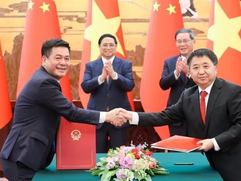 Bộ trưởng Công Thương tháp tùng Thủ tướng dự hoạt động tại Trung Quốc