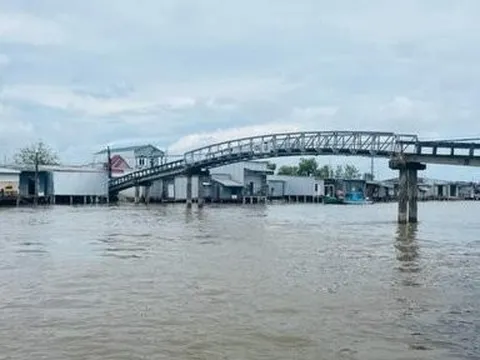 Cà Mau: Đề xuất hỗ trợ kinh phí khắc phục sạt lở bờ sông