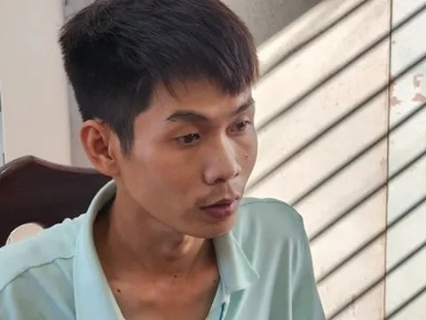 Tạm giam kẻ phá cửa xe ô tô lấy giấy tờ rồi yêu cầu chủ xe chuộc lại