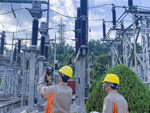 Phải bảo đảm cung ứng đủ điện cho sản xuất, tiêu dùng của nhân dân