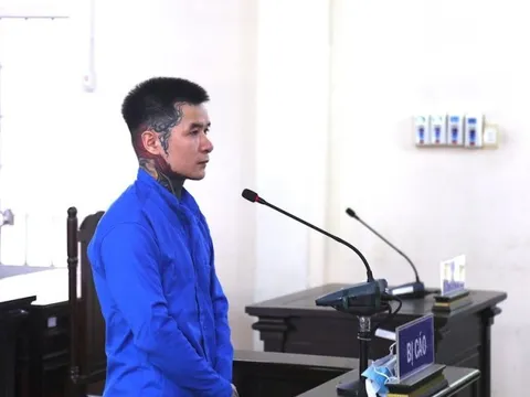 Quảng cáo bán dâm online, tú ông lãnh án tù