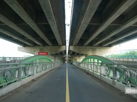 Cây cầu 65 tỷ đồng "ế" người sử dụng