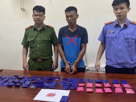 Nghệ An: Bắt đối tượng vận chuyển 12.000 viên ma tuý tổng hợp