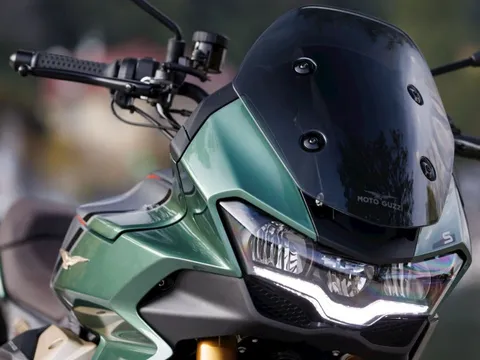 Cận cảnh mẫu xe phân khối lớn với tính năng "độc nhất vô nhị", tiêu thụ 4,7L/100km, sắp về Việt Nam