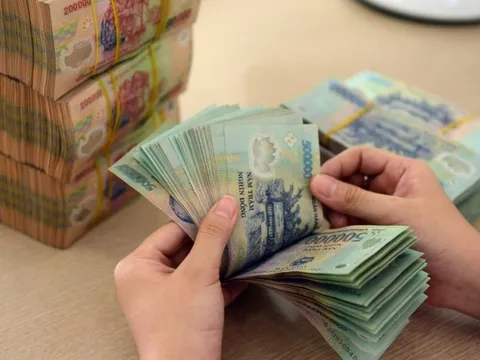 Yêu cầu Bộ Nội vụ báo cáo lộ trình cải cách chính sách tiền lương