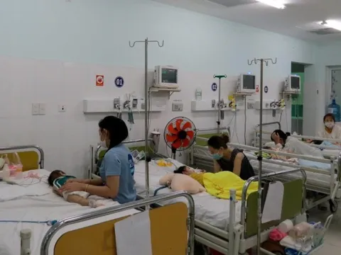 Khánh Hòa: Bệnh tay chân miệng gia tăng, xuất hiện nhiều ca nặng