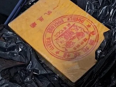 Lâm Đồng: Bắt 3 đối tượng, thu giữ hơn 1 bánh heroin