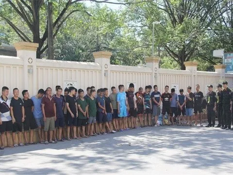 Công an Thanh Hóa phá sới đá gà “khủng”, bắt 142 đối tượng