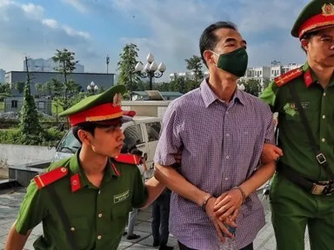Cựu Thứ trưởng Tô Anh Dũng nhận 21,5 tỷ đồng vì nghĩ đó là "tiền cảm ơn"