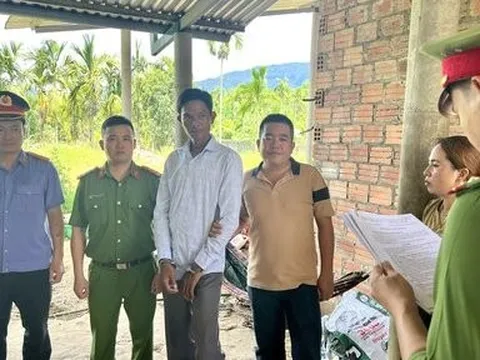 Huế: Khởi tố, bắt giam 2 đối tượng khai thác vàng trái phép