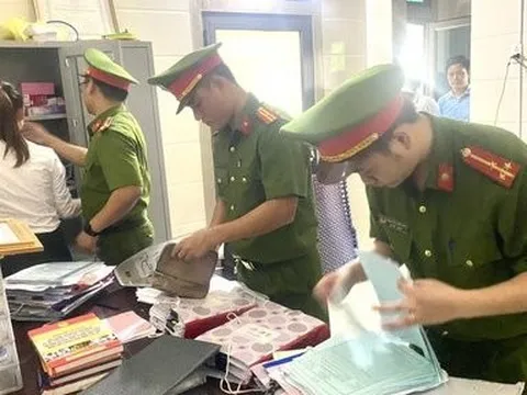 Hà Tĩnh: Mua hoá đơn hợp thức “cát lậu”, giám đốc và kế toán bị bắt