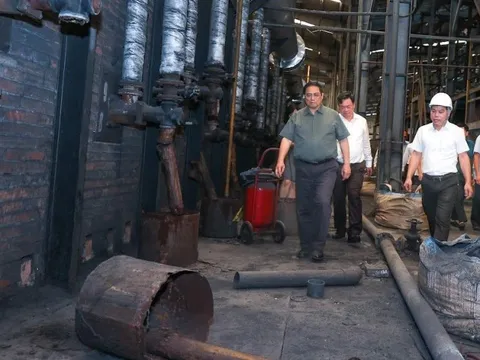 Thủ tướng kiểm tra nhà máy luyện kim ngừng hoạt động gần 10 năm