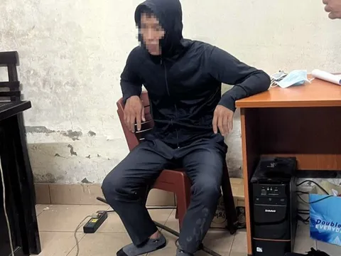 Hà Nội: Bắt nóng kẻ cướp giật người vừa rút tiền từ ngân hàng
