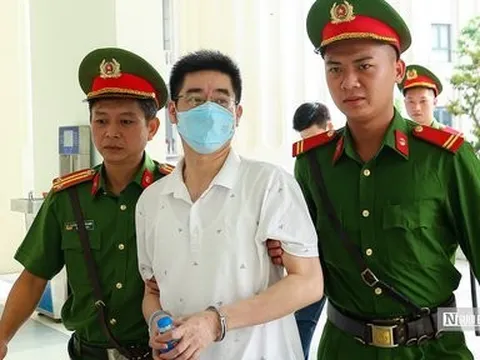 Chuyến bay giải cứu: Áp giải các bị cáo tới tòa để nghe đề nghị mức án
