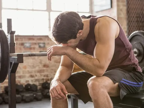 Người đàn ông 33 tuổi bị đột quỵ khi đang tập thể dục: Đây là triệu chứng cảnh báo ai cũng nên biết